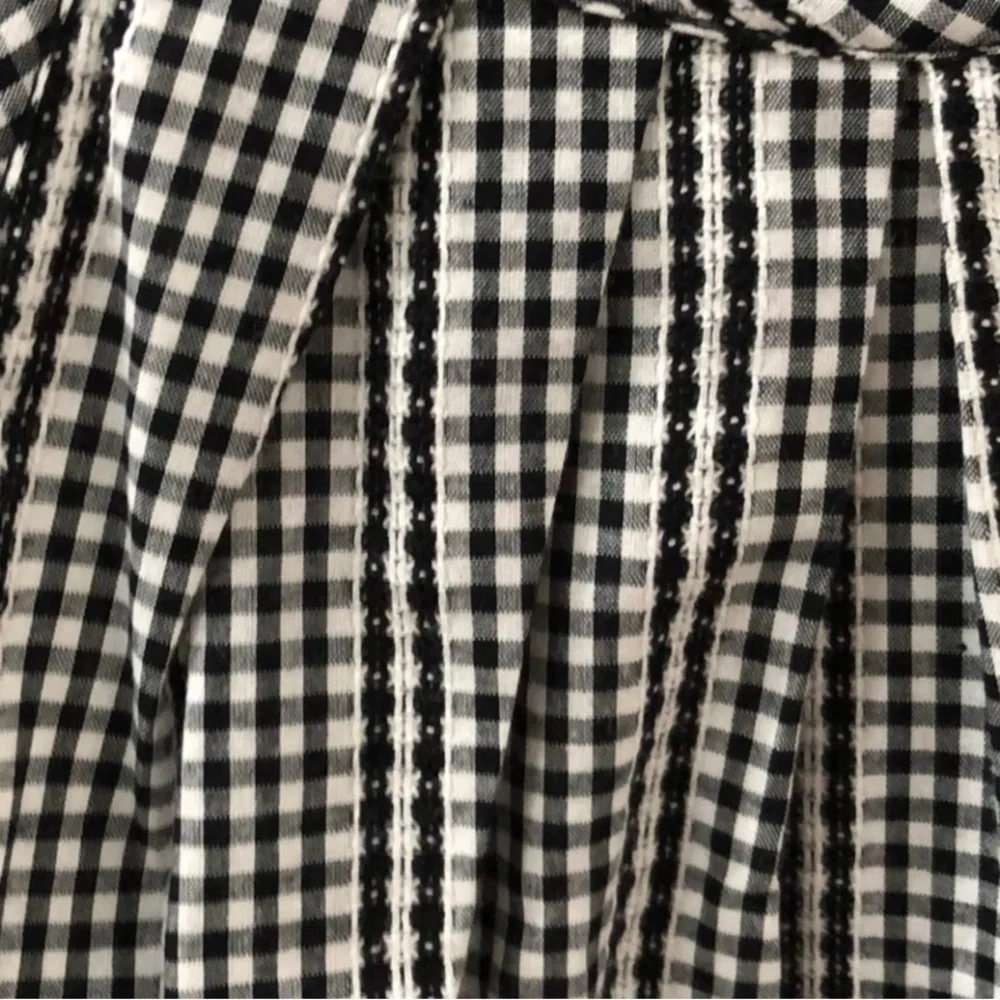 NWT UNIVERSAL THREAD GINGHAM TOP - Picture 4 of 6